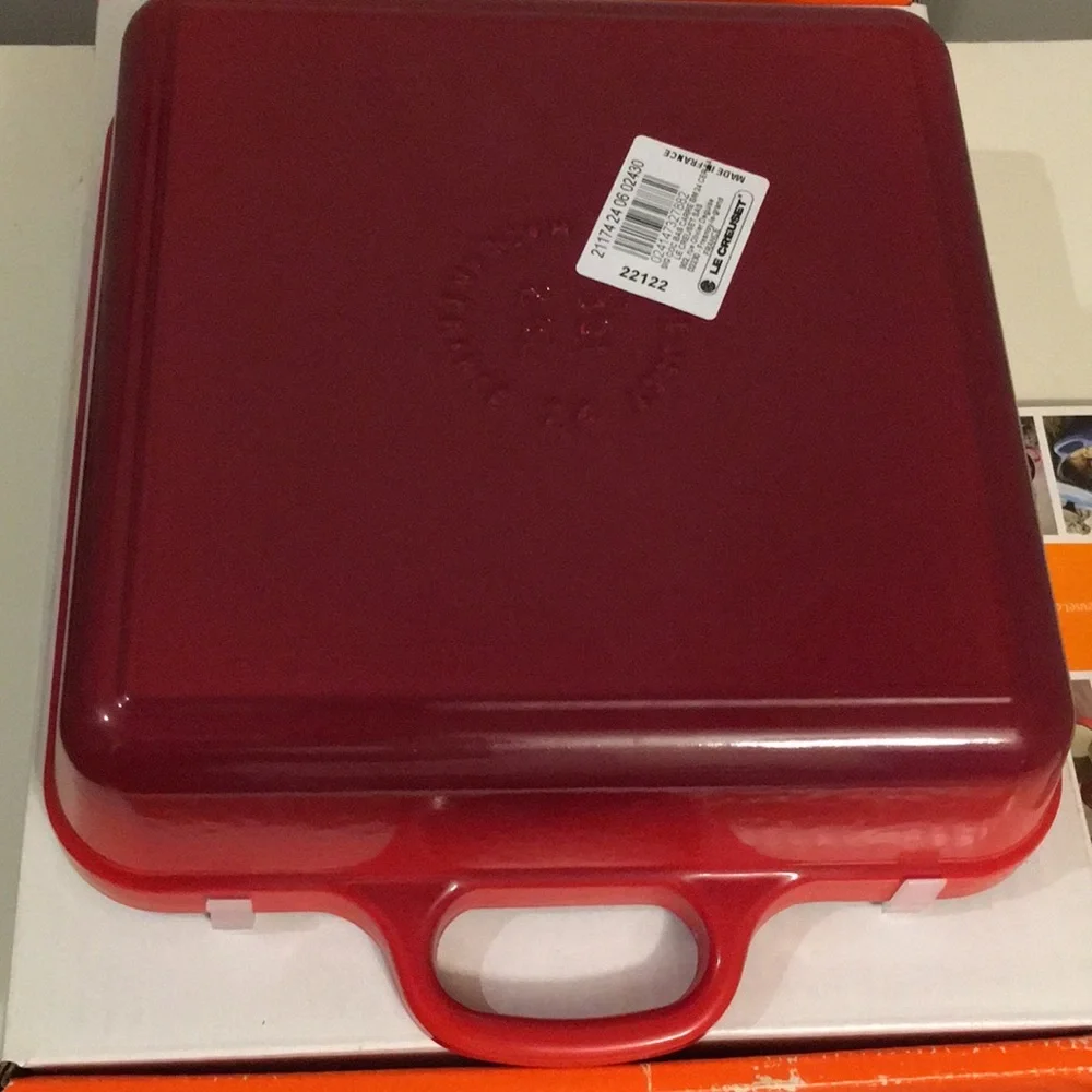 NWT Le Creuset 3 Qt Square Cocotte Cerise Red Cast Iron Dutch Oven